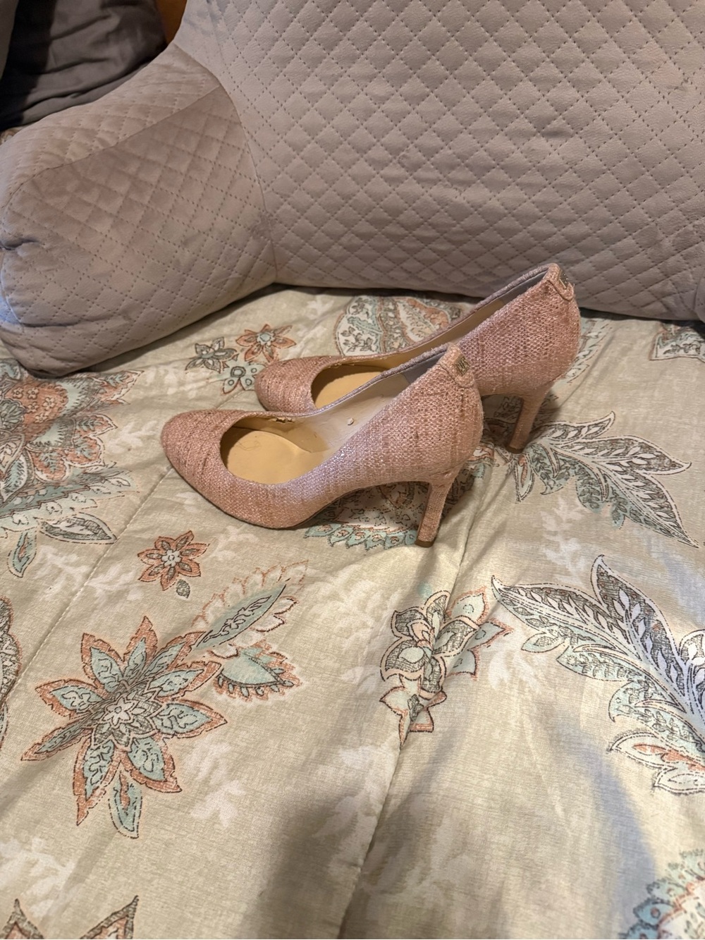 Ladies Sparkle Pointed-Toe High Heels in Rose Gold. Ivanka Trump shoes